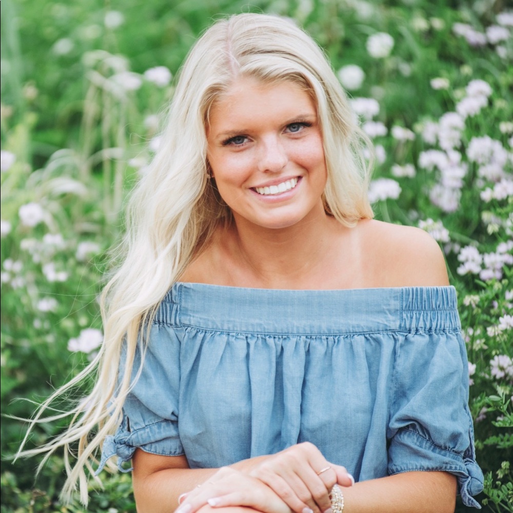 Meet your Posher, Ashley